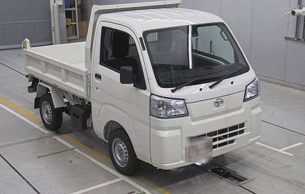 NEW Tipper. Currently in transit from Japan. Small 4WD Tipper