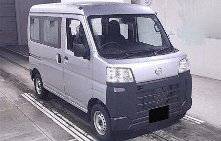 NEW Van. Currently in transit from Japan. Vinyl seats