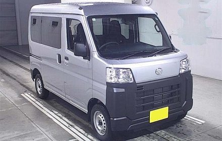 NEW Van. Currently in transit from Japan. Vinyl seats